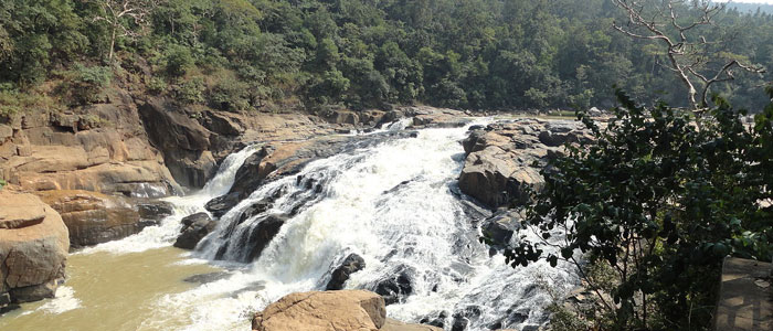 Putudi Waterfalls