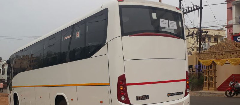 45-seater-luxury-bus