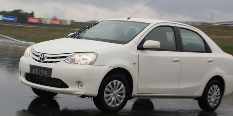 AC Toyota Etios (4 + 1 Driver)