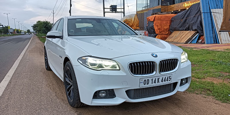 hire-a-bmw-5-series-car-in-odisha